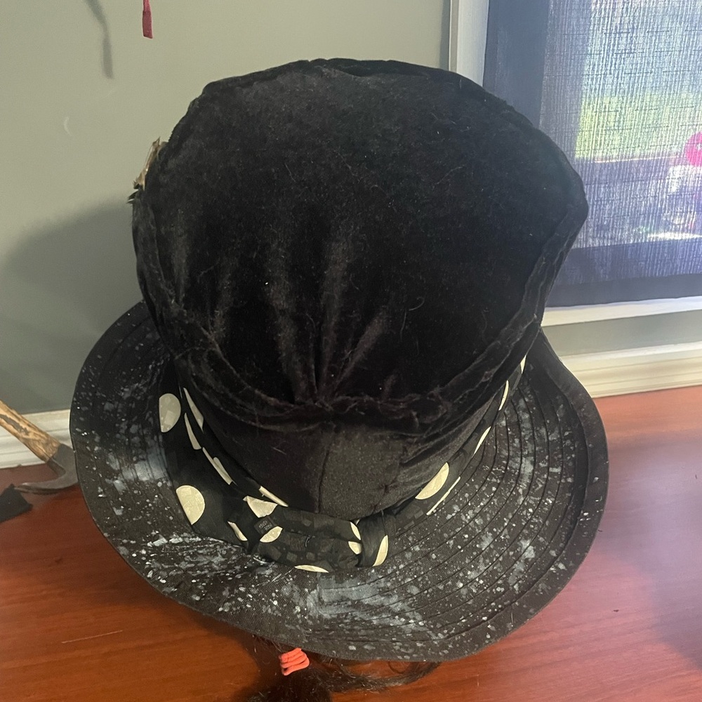 Top hat - Picture 5 of 11